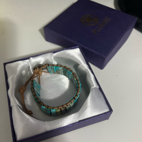 Bracelet - Picture 2 of 2